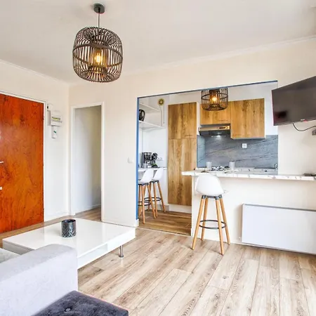 La Casa Aria - Cosy By The Sea Apartment *